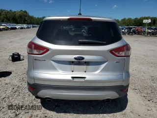 2015 Ford Escape SE z VIN 1FMCU0G76FUA49060, wystawiony jako Copart lot #58174495 z przebiegiem 50 148 mil mil oraz Szkoda całkowita • Salvage title. Historia ofert i sprzedaży dostępna na DreamBid. Obrazek 6.