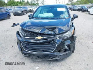 2020 Chevrolet Trax LS with VIN KL7CJKSB7LB061579, listed as a IAAI auction lot 42196726 with 47,583 mi miles and . Bid and sale history available at DreamBid. Image 6.