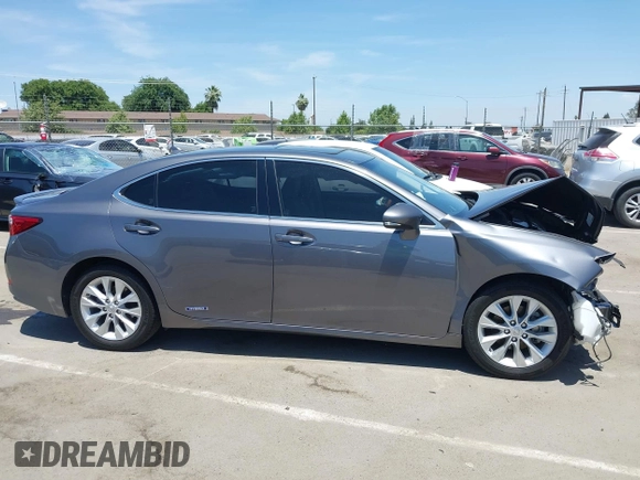 2013 Lexus ES 300h with VIN JTHBW1GG5D2028515, listed as a IAAI auction lot 42374768 with 107,737 mi miles and . Bid and sale history available at DreamBid. Image 14.