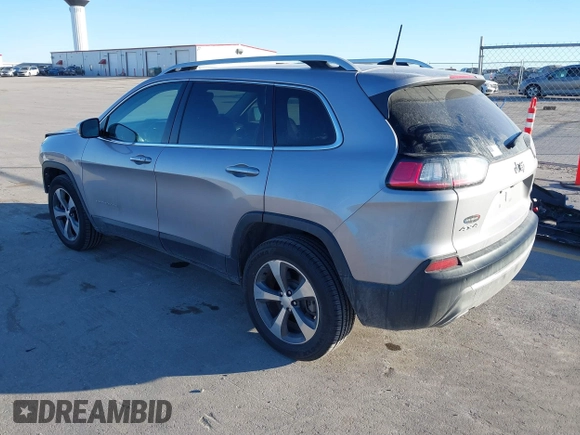 2019 Jeep Cherokee Limited with VIN 1C4PJMDN0KD180598, listed as a IAAI auction lot 41433530 with 137,398 mi miles. Bid and sale history available at carsss.com. Image 3.