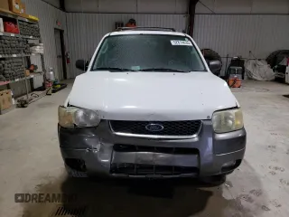 2004 Ford Escape XLT z VIN 1FMCU931X4KB36474, wystawiony jako Copart lot #52814635 z przebiegiem 168 550 mil mil oraz Szkoda całkowita • Salvage title. Historia ofert i sprzedaży dostępna na DreamBid. Obrazek 5.