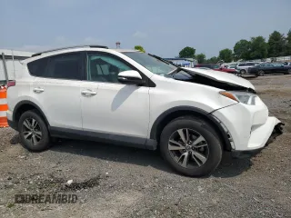 2016 Toyota RAV4 XLE with VIN 2T3RFREV6GW534253, listed as a Copart auction lot 59189645 with 139,420 mi miles and Salvage title. Bid and sale history available at DreamBid. Image 4.