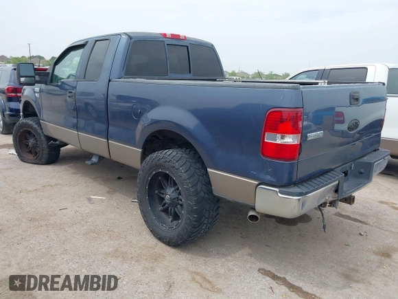 2006 Ford F-150 STX with VIN 1FTRX12W46NA47036, listed as a IAAI auction lot 41886208 with 272,391 mi miles. Bid and sale history available at carsss.com. Image 3.