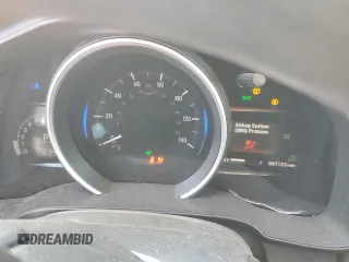 2019 Honda Fit EX with VIN 3HGGK5H8XKM733321, listed as a Copart auction lot 49821185 with 67,123 mi miles and Salvage title. Bid and sale history available at DreamBid. Image 9.