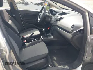 2017 Ford Fiesta S с VIN 3FADP4AJ9HM116873, выставлен на аукционе IAAI как лот 42363187 с пробегом 102 130 миль миль и . История ставок и продаж доступна на DreamBid. Изображение 5.