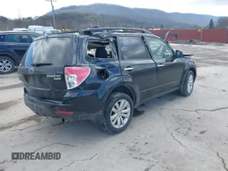 2011 Subaru Forester 2.5X Premium with VIN JF2SHACC0BH718411, listed as a IAAI auction lot 41515167 with 140,884 mi miles. Bid and sale history available at carsss.com. Image 4.