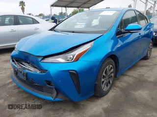 2020 Toyota Prius L Eco z VIN JTDKARFU9L3104395, wystawiony jako IAAI lot #42207156 z przebiegiem 85 572 mil mil oraz . Historia ofert i sprzedaży dostępna na DreamBid. Obrazek 2.