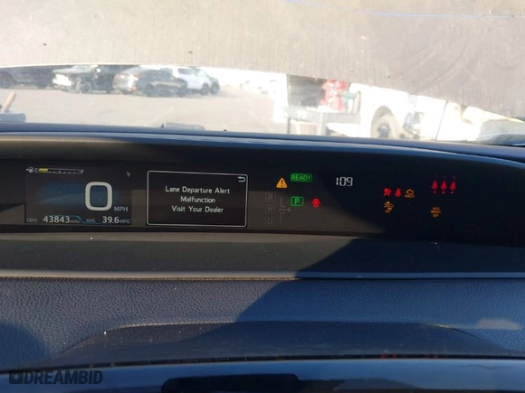 2020 Toyota Prius Prime LE with VIN JTDKARFP7L3150768, listed as a IAAI auction lot 41359168 with 43,843 mi miles. Bid and sale history available at carsss.com. Image 7.