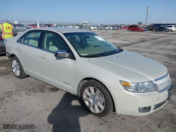 2008 Lincoln MKZ with VIN 3LNHM26T68R626650, listed as a IAAI auction lot 41685211 with 52,373 mi miles. Bid and sale history available at carsss.com. Image 1.