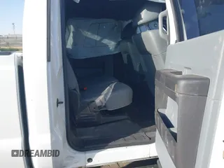 2013 Ford F-250 XL with VIN 1FT7W2BT3DEB76713, listed as a IAAI auction lot 42544327 with 212,468 mi miles and . Bid and sale history available at DreamBid. Image 8.