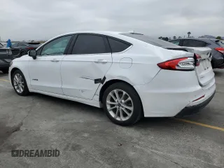 2019 Ford Fusion SE with VIN 3FA6P0LU5KR137836, listed as a Copart auction lot 56039075 with 54,029 mi miles and Clean Title. Bid and sale history available at DreamBid. Image 2.