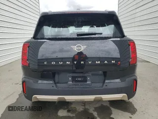 2025 MINI Countryman S with VIN WMZ23GA00S7S40439, listed as a Copart auction lot 53718955 with 2,750 mi miles and Clean title. Bid and sale history available at DreamBid. Image 6.