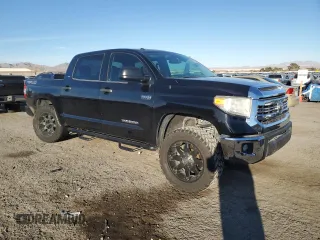 2016 Toyota Tundra SR5 z VIN 5TFDW5F15GX518409, wystawiony jako Copart lot #46624445 z przebiegiem 111 452 mil mil oraz Szkoda całkowita • Salvage title. Historia ofert i sprzedaży dostępna na DreamBid. Obrazek 4.