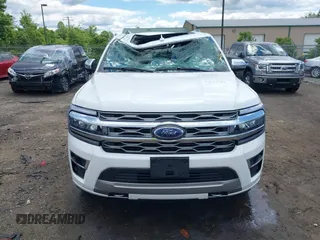 2024 Ford Expedition Platinum с VIN 1FMJU1M87REA86904, выставлен на аукционе IAAI как лот 42335782 с пробегом 6 411 миль миль и . История ставок и продаж доступна на DreamBid. Изображение 12.