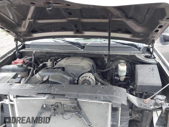 2012 Chevrolet Suburban LT with VIN 1GNSKJE78CR270714, listed as a IAAI auction lot 42210716 with 276,882 mi miles and . Bid and sale history available at DreamBid. Image 10.