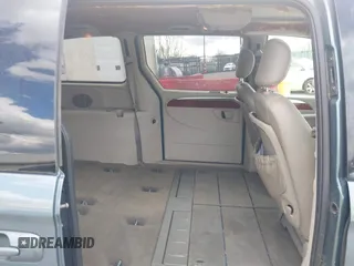 2006 Chrysler Town & Country LWB Touring with VIN 2A4GP54LX6R693048, listed as a IAAI auction lot 41887949 with 187,000 mi miles. Bid and sale history available at carsss.com. Image 8.