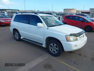 2005 Toyota Highlander z VIN JTEEP21A550090205, wystawiony jako IAAI lot #41611463 z przebiegiem 158 137 mil mil oraz . Historia ofert i sprzedaży dostępna na DreamBid. Obrazek 1.