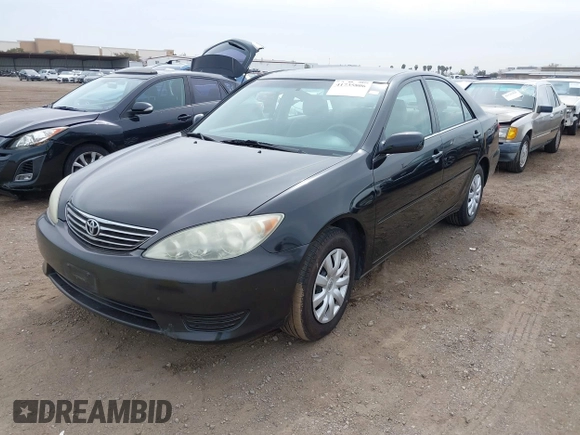 2005 Toyota Camry STD z VIN 4T1BE32K65U383111, wystawiony jako IAAI lot #41735806 z przebiegiem 115 285 mil mil oraz . Historia ofert i sprzedaży dostępna na DreamBid. Obrazek 2.