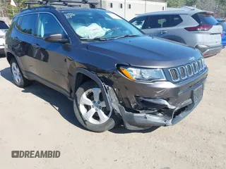 2018 Jeep Compass Latitude z VIN 3C4NJDBB3JT401720, wystawiony jako IAAI lot #42055295 z przebiegiem 55 649 mil mil oraz . Historia ofert i sprzedaży dostępna na DreamBid. Obrazek 6.