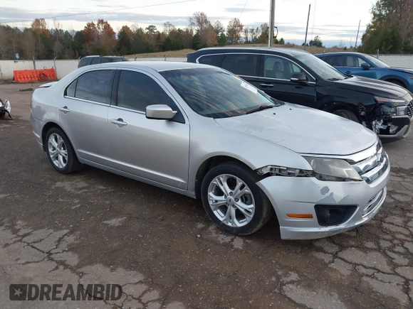 2012 Ford Fusion SE z VIN 3FAHP0HA4CR213409, wystawiony jako IAAI lot #41079155 z przebiegiem 139 129 mil mil oraz . Historia ofert i sprzedaży dostępna na DreamBid. Obrazek 1.