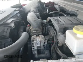 2019 Ram 1500 Big Horn z VIN 1C6SRFFT4KN895508, wystawiony jako IAAI lot #43048543 z przebiegiem 66 272 mil mil oraz . Historia ofert i sprzedaży dostępna na DreamBid. Obrazek 20.