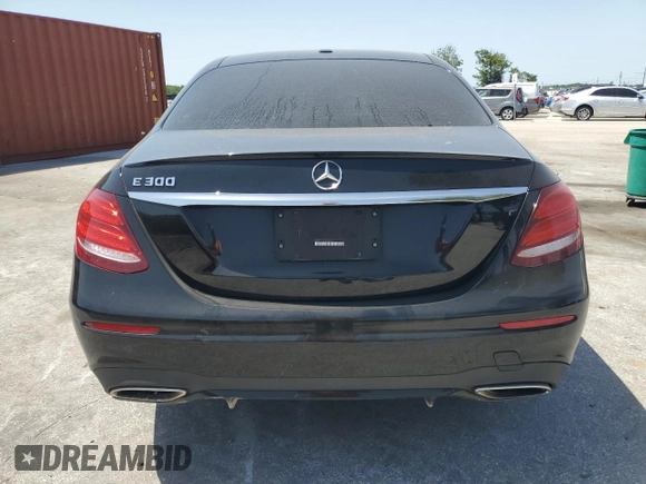 2019 Mercedes-Benz E 300 z VIN WDDZF4JB0KA562691, wystawiony jako Copart lot #56961235 z przebiegiem 84 666 mil mil oraz Nie do naprawy • Non repairable. Historia ofert i sprzedaży dostępna na DreamBid. Obrazek 6.