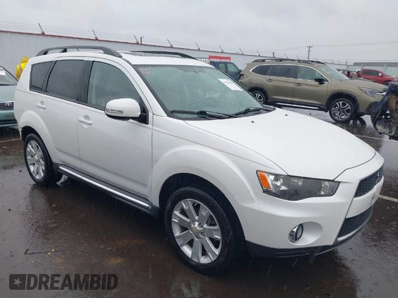 2011 Mitsubishi Outlander SE z VIN JA4AS3AW3BU019148, wystawiony jako IAAI lot #41851004 z przebiegiem 88 989 mil mil oraz . Historia ofert i sprzedaży dostępna na DreamBid. Obrazek 1.