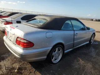 2000 Mercedes-Benz CLK 320/430 z VIN WDBLK70G1YT035376, wystawiony jako Copart lot #73714524 z przebiegiem 107 262 mil mil oraz Nie do naprawy • Non repairable. Historia ofert i sprzedaży dostępna na DreamBid. Obrazek 3.