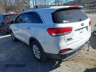 2016 Kia Sorento LX with VIN 5XYPG4A39GG062754, listed as a IAAI auction lot 41689839 with 180,165 mi miles. Bid and sale history available at carsss.com. Image 3.