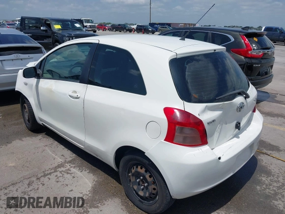 2008 Toyota Yaris with VIN JTDJT923485207836, listed as a IAAI auction lot 42086842 with 299,236 mi miles and . Bid and sale history available at carsss.com. Image 3.