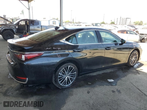 2023 Lexus ES 300h with VIN 58ADA1C18PU034705, listed as a Copart auction lot 56221745 with 43,267 mi miles and Salvage title. Bid and sale history available at DreamBid. Image 3.