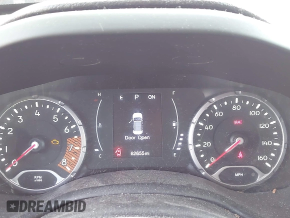 2021 Jeep Renegade Upland Edition with VIN ZACNJDAB8MPM25697, listed as a IAAI auction lot 41857417 with 62,655 mi miles. Bid and sale history available at carsss.com. Image 7.