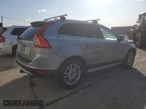 2010 Volvo XC60 3.0T with VIN YV4992DZ8A2118897, listed as a Copart auction lot 51154645 with 146,490 mi miles and Salvage Title. Bid and sale history available at carsss.com. Image 3.