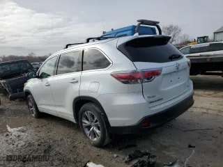 2014 Toyota Highlander XLE with VIN 5TDJKRFH5ES052647, listed as a Copart auction lot 42293425 with 125,479 mi miles and Salvage Title. Bid and sale history available at carsss.com. Image 2.
