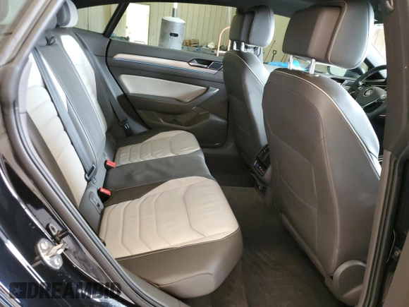 2019 Volkswagen Arteon SEL Premium R-Line z VIN WVWTR7AN3KE005513, wystawiony jako Copart lot #39331244 z przebiegiem 77 595 mil mil oraz . Historia ofert i sprzedaży dostępna na DreamBid. Obrazek 10.