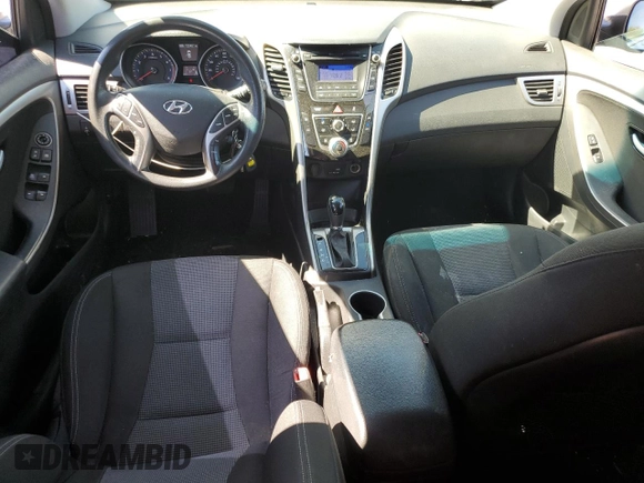 2017 Hyundai Elantra z VIN KMHD35LH5HU366141, wystawiony jako Copart lot #56356525 z przebiegiem 122 401 mil mil oraz Czysty tytuł • Clean title. Historia ofert i sprzedaży dostępna na DreamBid. Obrazek 8.