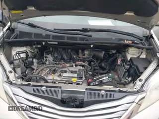 2015 Toyota Sienna XLE с VIN 5TDYK3DC4FS677254, выставлен на аукционе IAAI как лот 41708885 с пробегом 122 637 миль миль и . История ставок и продаж доступна на DreamBid. Изображение 10.