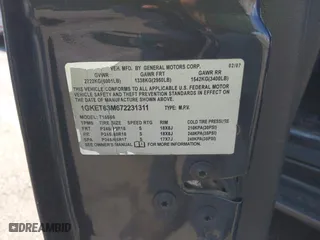 2007 GMC Envoy Denali with VIN 1GKET63M672231311, listed as a IAAI auction lot 41992787 with 212,145 mi miles. Bid and sale history available at carsss.com. Image 9.