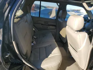 1998 Infiniti QX4 with VIN JNRAR05YXWW025938, listed as a Copart auction lot 49781395 with 111,967 mi miles and Salvage Title. Bid and sale history available at DreamBid. Image 11.