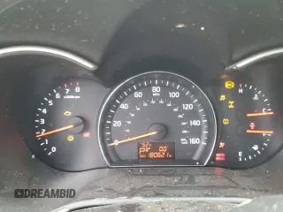2014 Kia Sorento LX z VIN 5XYKTCA65EG488917, wystawiony jako Copart lot #57613445 z przebiegiem 180 621 mil mil oraz Szkoda całkowita • Salvage title. Historia ofert i sprzedaży dostępna na DreamBid. Obrazek 9.