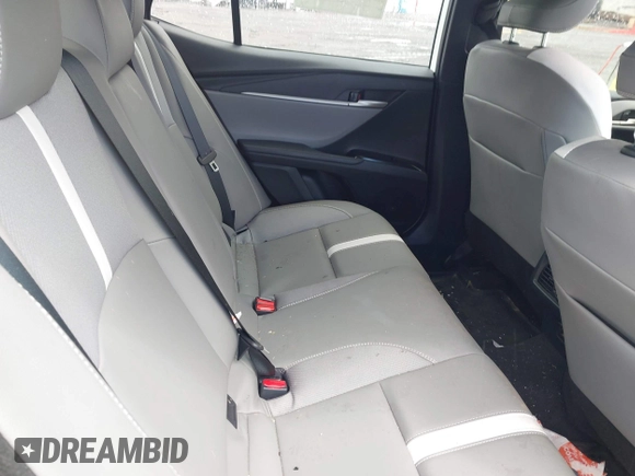 2025 Toyota Camry LE z VIN 4T1DAACK3SU065224, wystawiony jako IAAI lot #42341546 z przebiegiem 3 186 mil mil oraz . Historia ofert i sprzedaży dostępna na DreamBid. Obrazek 8.