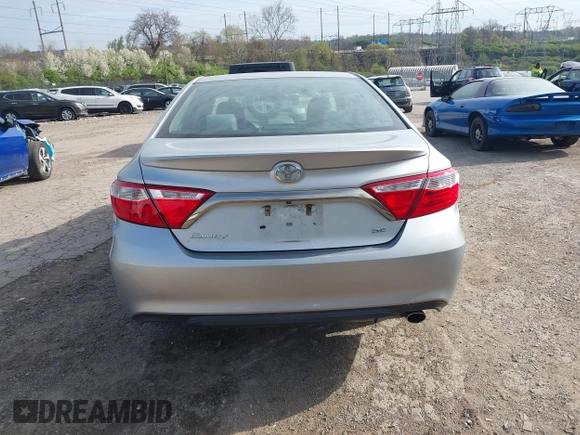 2017 Toyota Camry XLE with VIN 4T1BF1FK1HU783044, listed as a IAAI auction lot 42006364 with 82,564 mi miles. Bid and sale history available at carsss.com. Image 17.
