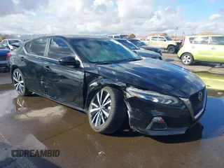 2020 Nissan Altima 2.5 SR with VIN 1N4BL4CV3LC265342, listed as a IAAI auction lot 41784597 with 81,168 mi miles. Bid and sale history available at carsss.com. Image 1.