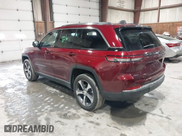 2023 Jeep Grand Cherokee с VIN 1C4RJYB61PC650128, выставлен на аукционе IAAI как лот 41498340 с пробегом 15 657 миль миль и . История ставок и продаж доступна на DreamBid. Изображение 3.