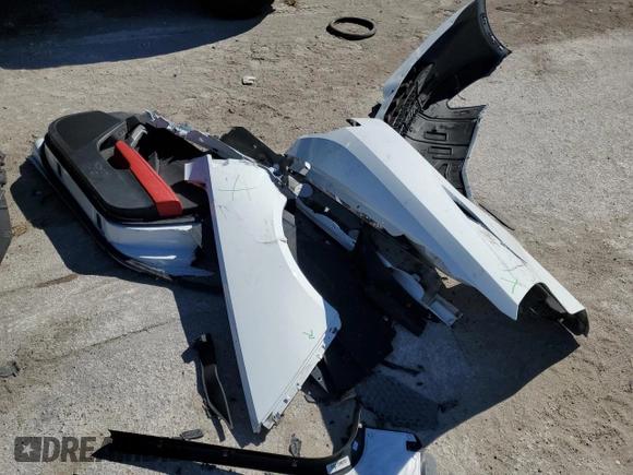 2016 Chevrolet Corvette 2LT with VIN 1G1YD3D73G5112944, listed as a Copart auction lot 80827594 with 56,827 mi miles and Salvage Title. Bid and sale history available at carsss.com. Image 12.