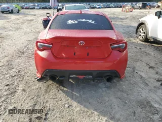 2017 Toyota 86 with VIN JF1ZNAA19H9702157, listed as a Copart auction lot 88060095 with 95,138 mi miles and Salvage Title. Bid and sale history available at carsss.com. Image 6.