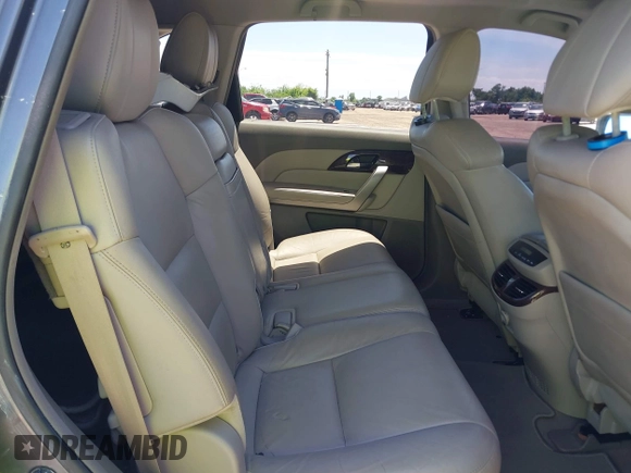 2011 Acura MDX with VIN 2HNYD2H26BH507406, listed as a IAAI auction lot 42195019 with 180,081 mi miles and . Bid and sale history available at carsss.com. Image 8.