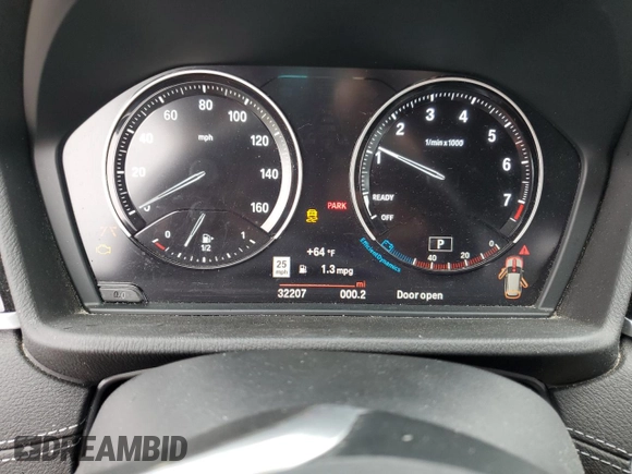 2020 BMW X1 xDrive28i с VIN WBXJG9C06L5R70557, выставлен на аукционе Copart как лот 55525365 с пробегом 32 207 миль миль и Списание • Salvage title. История ставок и продаж доступна на DreamBid. Изображение 9.