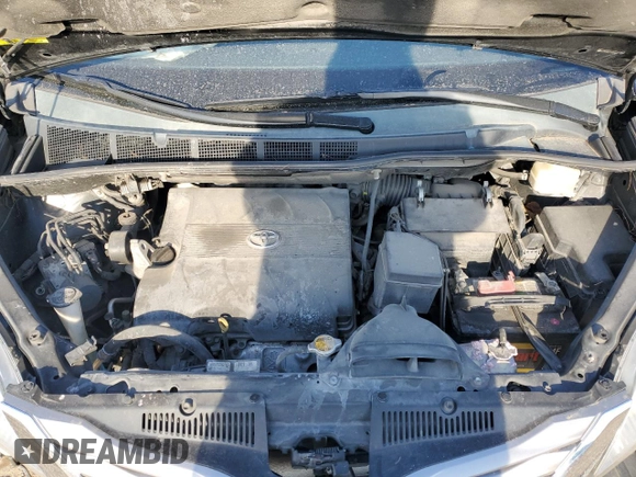 2015 Toyota Sienna XLE с VIN 5TDYK3DC2FS573488, выставлен на аукционе Copart как лот 44770774 с пробегом 158 502 миль миль и Списание • Salvage title. История ставок и продаж доступна на DreamBid. Изображение 12.