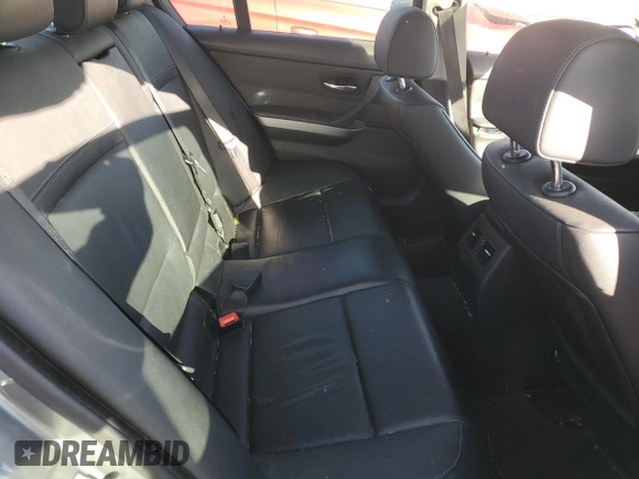2010 BMW 3 Series 335i xDrive with VIN WBAPL3C57AA407952, listed as a Copart auction lot 85510004 with 128,631 mi miles and Salvage title. Bid and sale history available at DreamBid. Image 10.